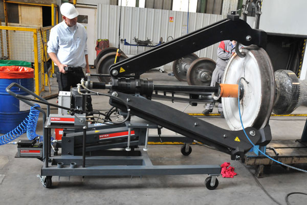 Induction Heater for Bearing Removal